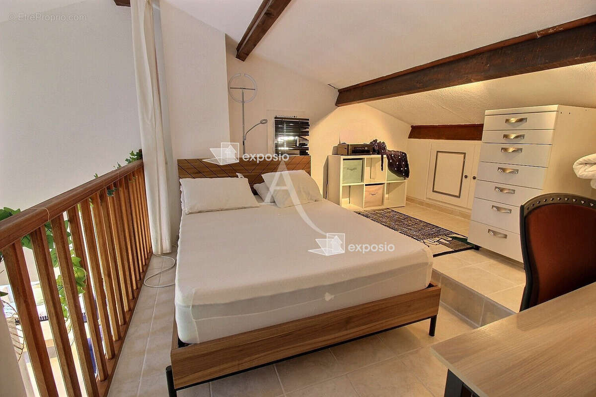 Appartement à CARQUEIRANNE