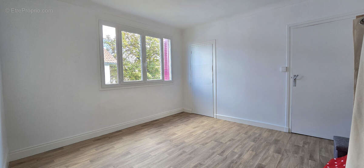 Maison à CLERMONT-FERRAND