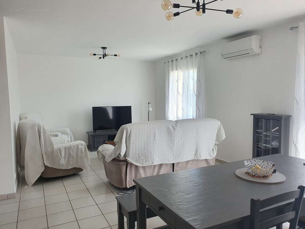 Maison à BOUTENAC-TOUVENT