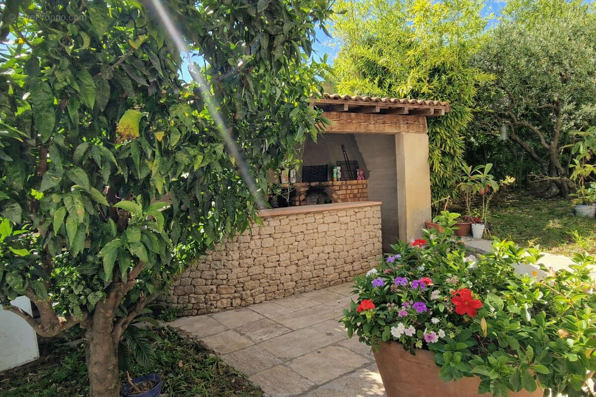 Maison à TAVEL
