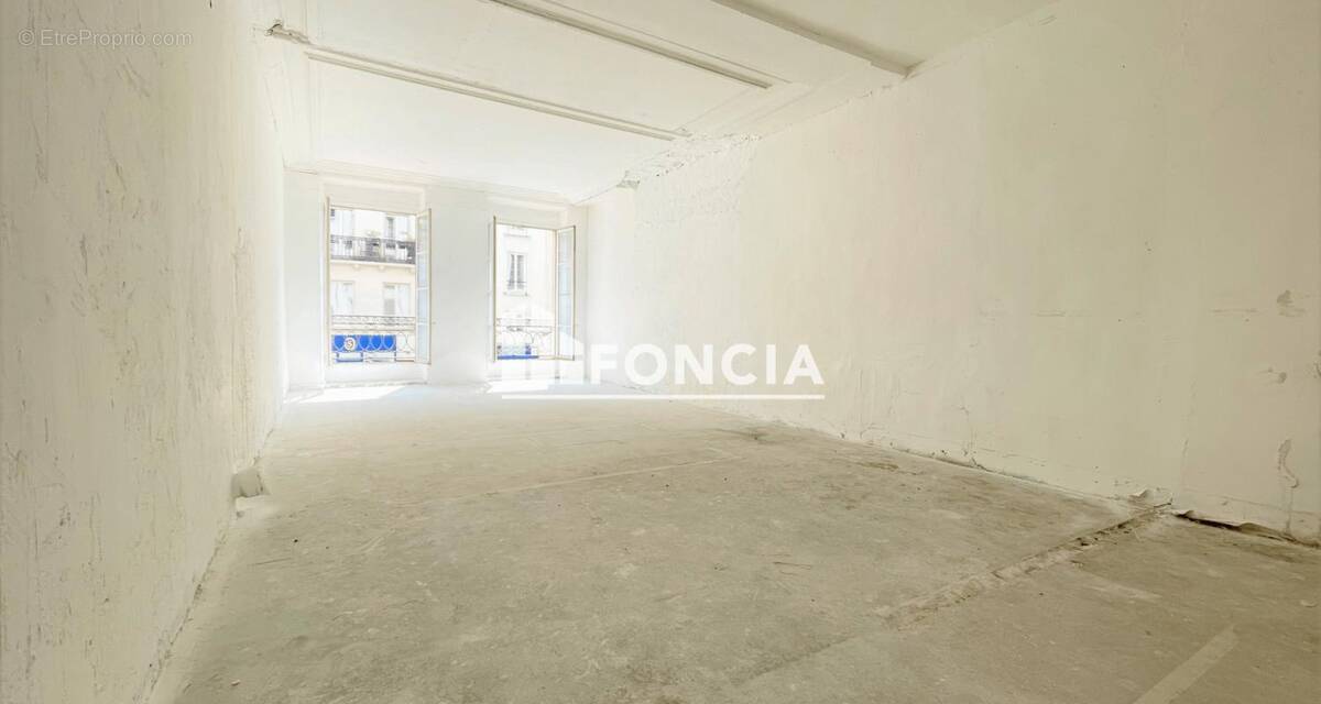 Appartement à PARIS-3E