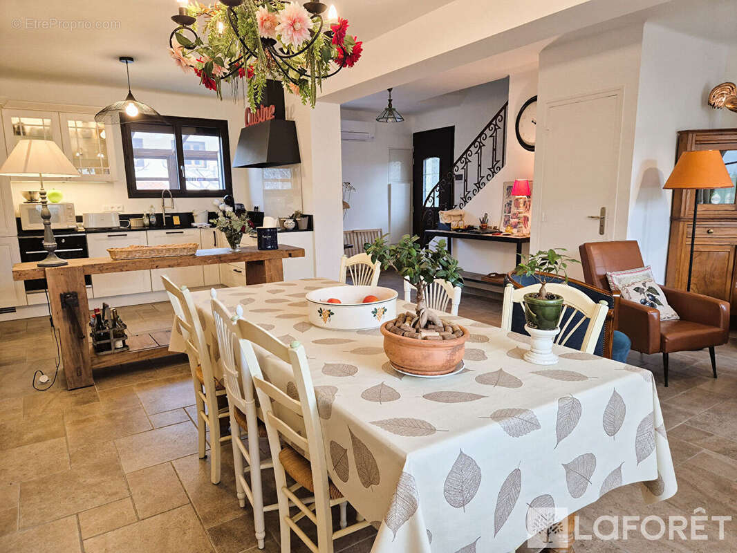 Maison Prades 4 pièce(s) 84 m2 - photo 2