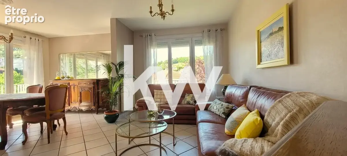 Appartement 4 pièces 87 m² à vendre à Saint-Etienne (42100) - photo 3