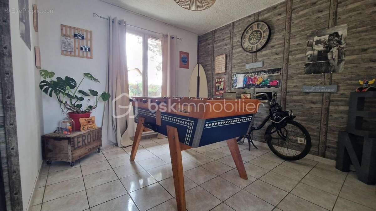 Maison de plain-pied avec beau terrain piscinable - photo 5