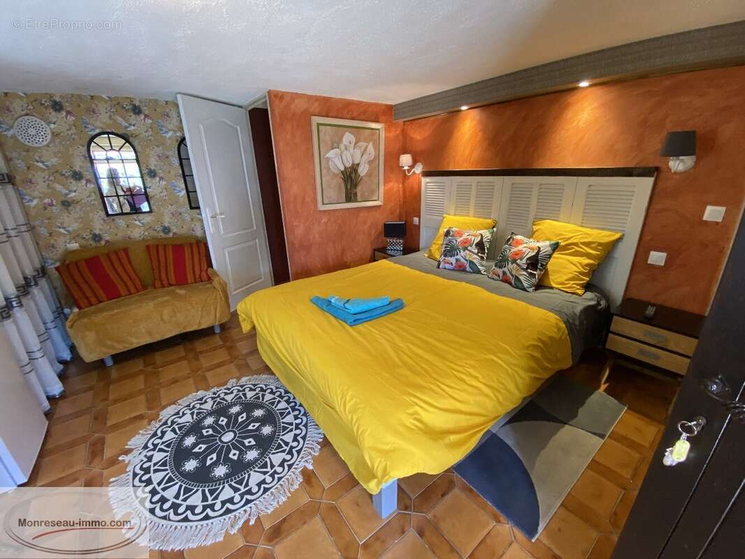 Maison à CHATEAUVIEUX