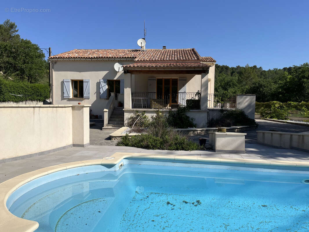 Maison à MALEMORT-DU-COMTAT
