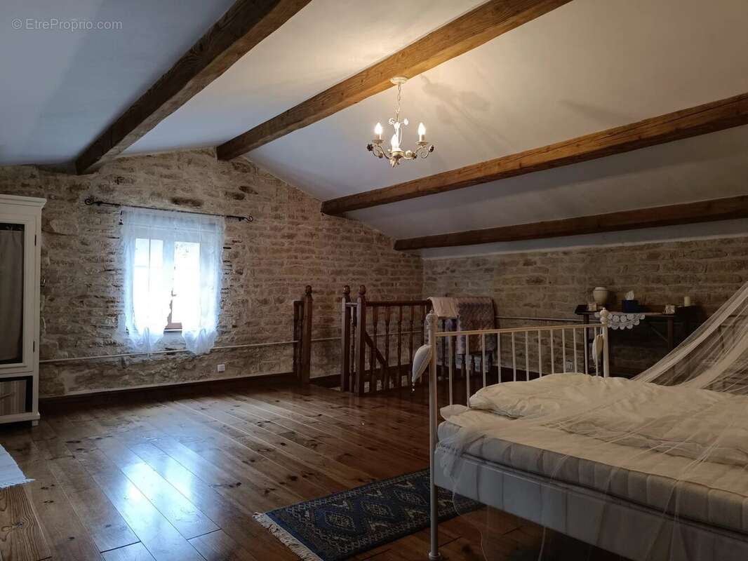 Charmante maison avec piscine et maison d'amis, proche Maillezais - photo 17