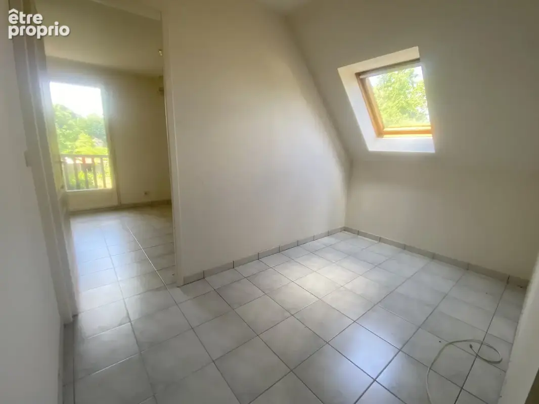 Maison centre - photo 20