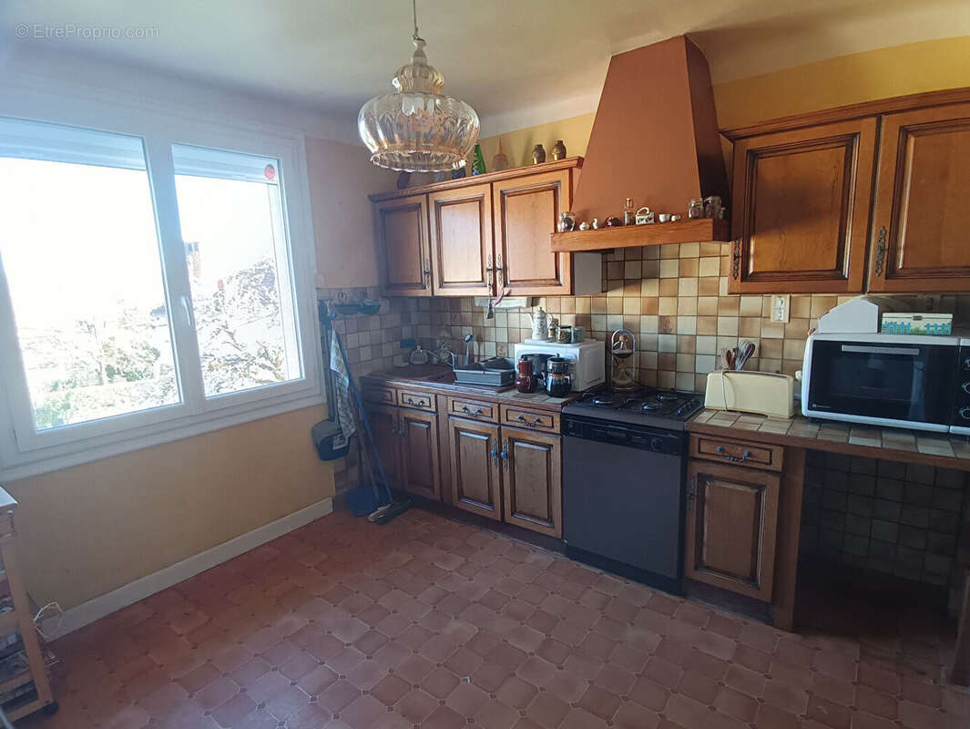 Maison à BAGNAC-SUR-CELE