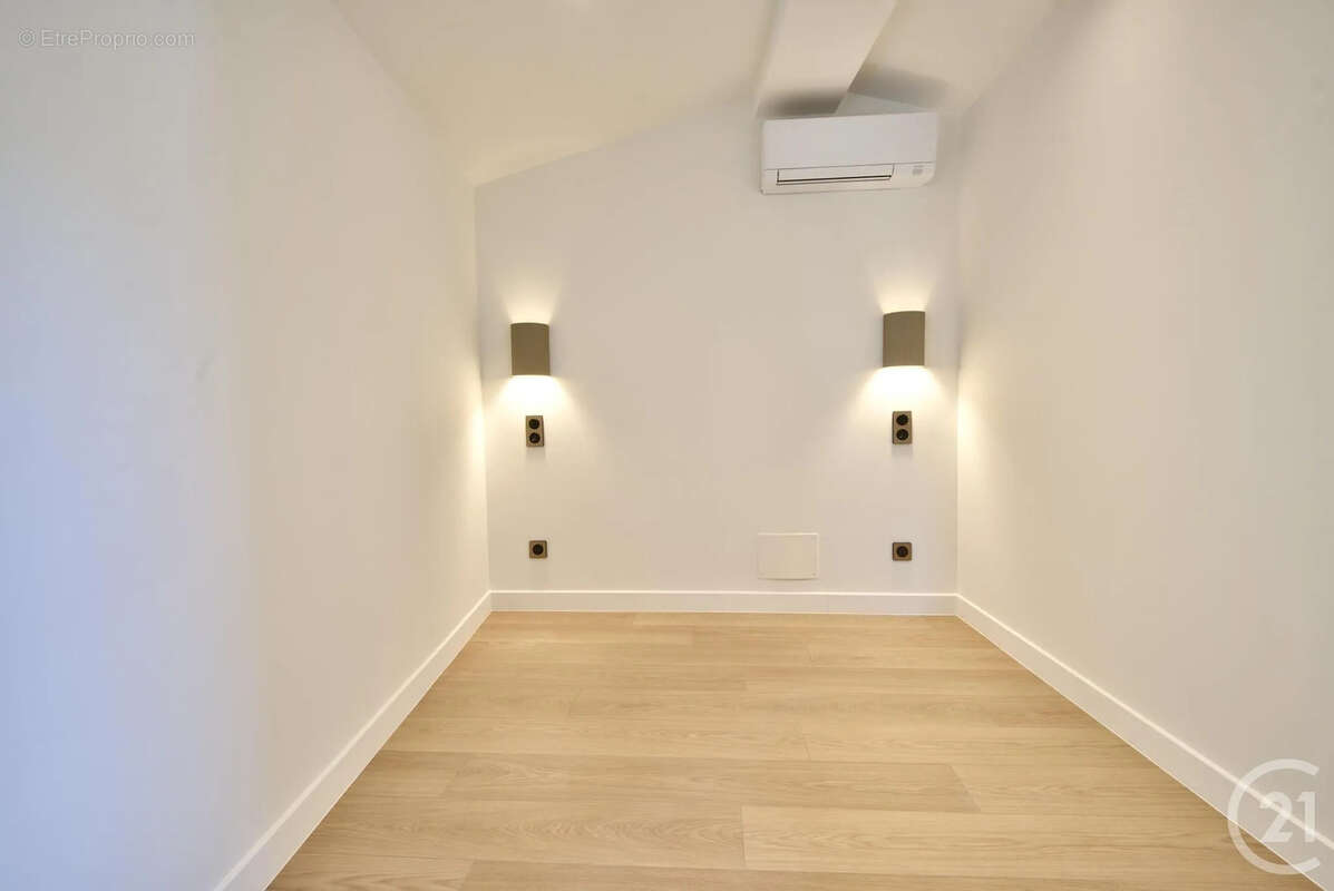 Appartement à MENTON