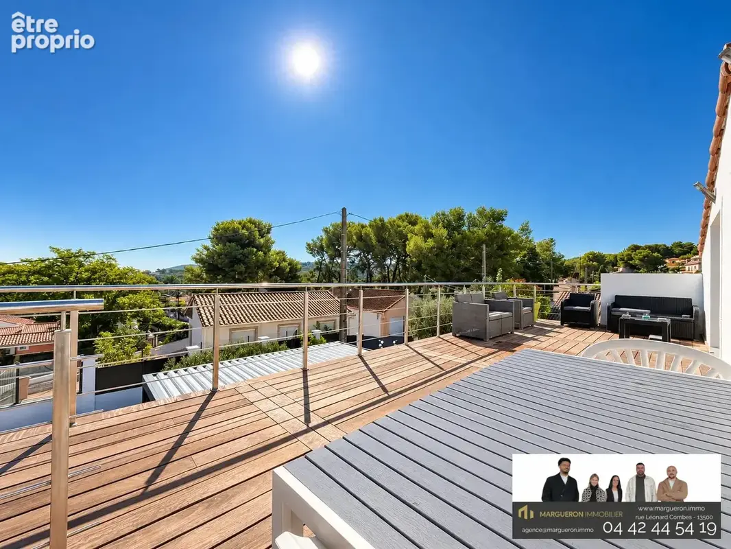 Maison 6 pièces 188 m² à vendre à Saint-Mitre-Les-Remparts (13920) - photo 6