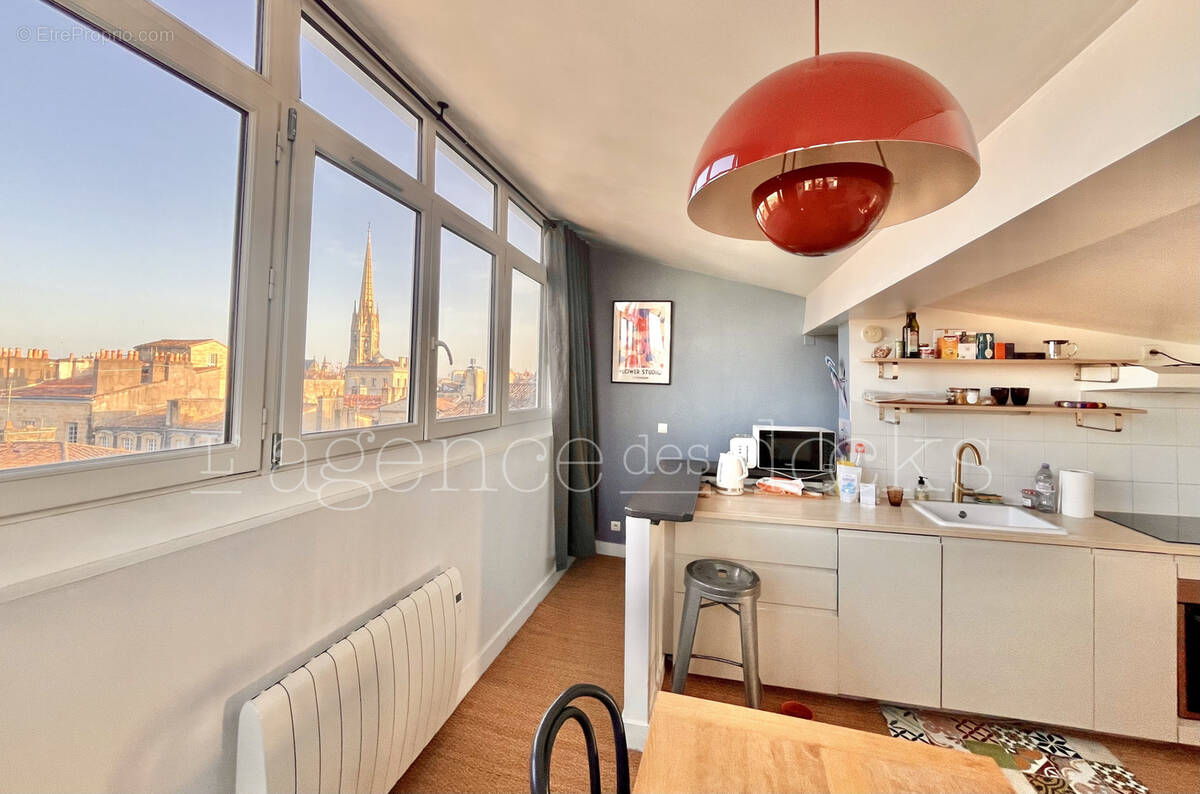 Appartement à BORDEAUX