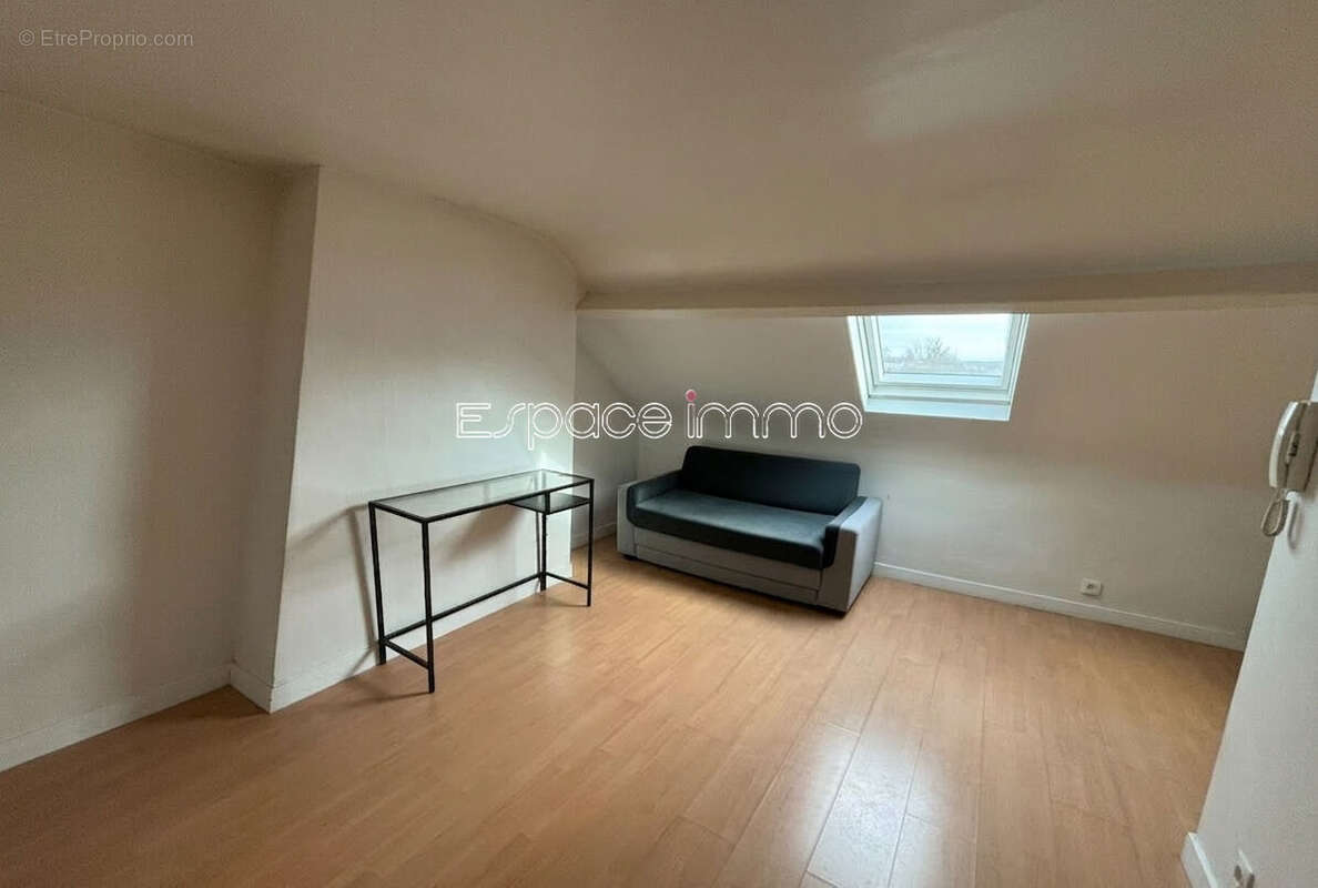 Maison à DEVILLE-LES-ROUEN