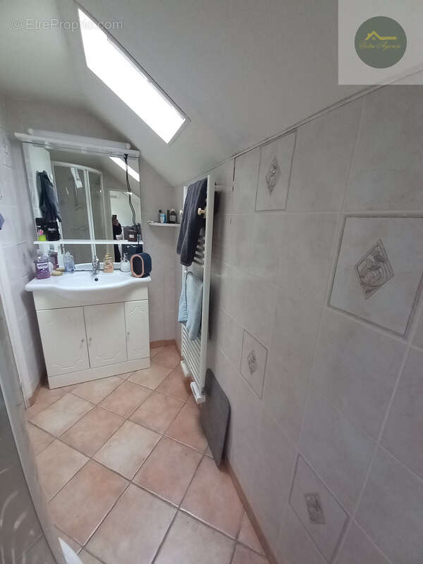 Cheroy plain-pied 3 chambres et un bureau  sur 2200 m2 - photo 16