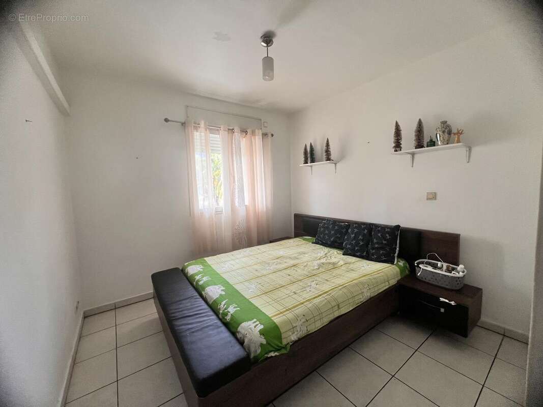 Appartement à SAINT-DENIS