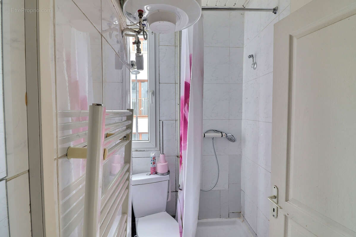 Appartement à PARIS-14E