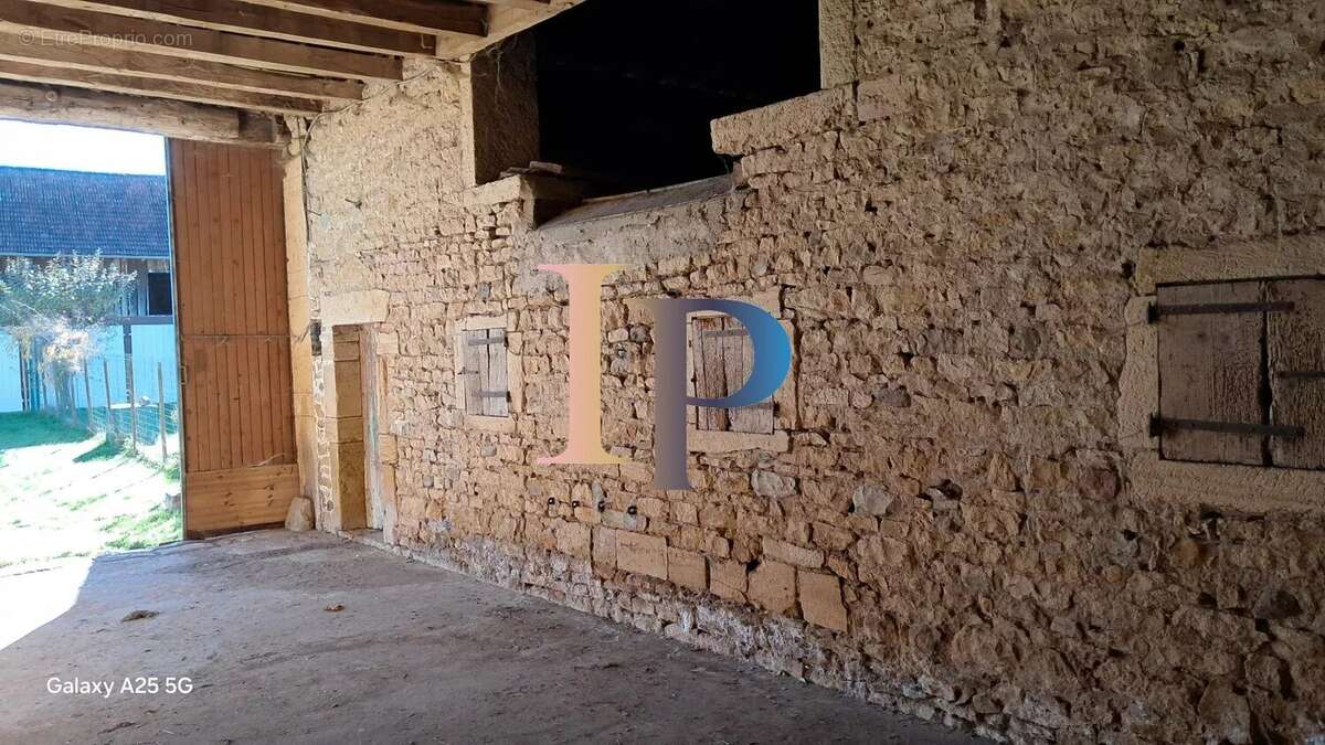 Maison à PARAY-LE-MONIAL