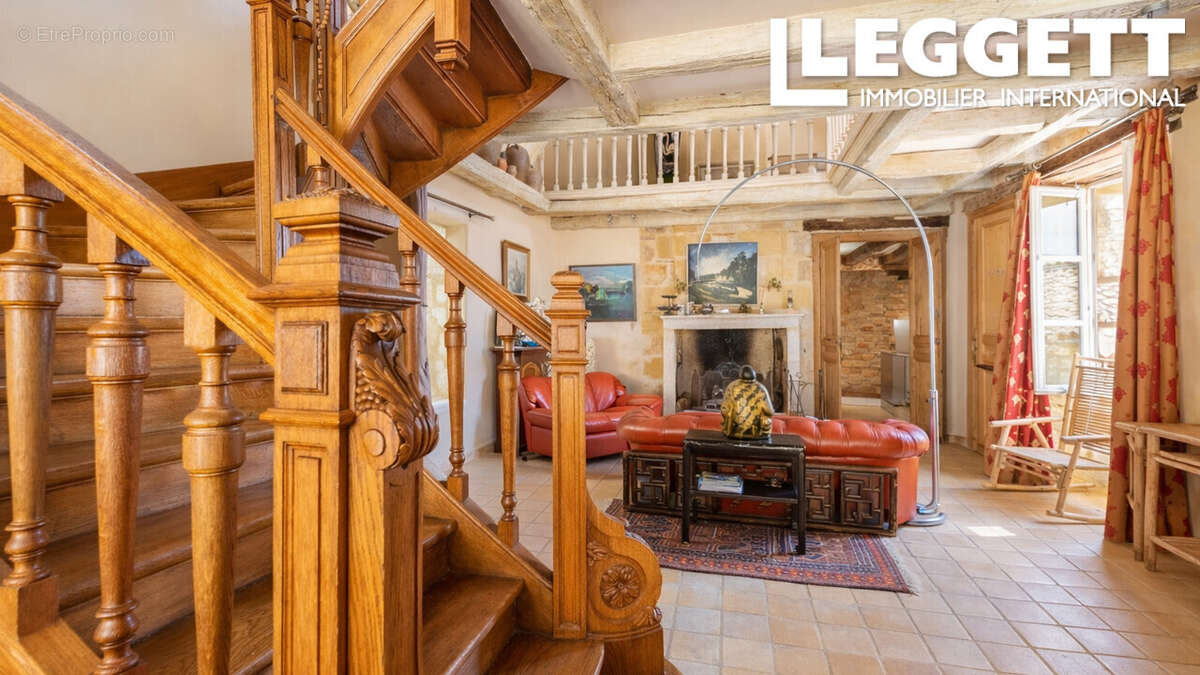 Maison à SAINT-CYPRIEN