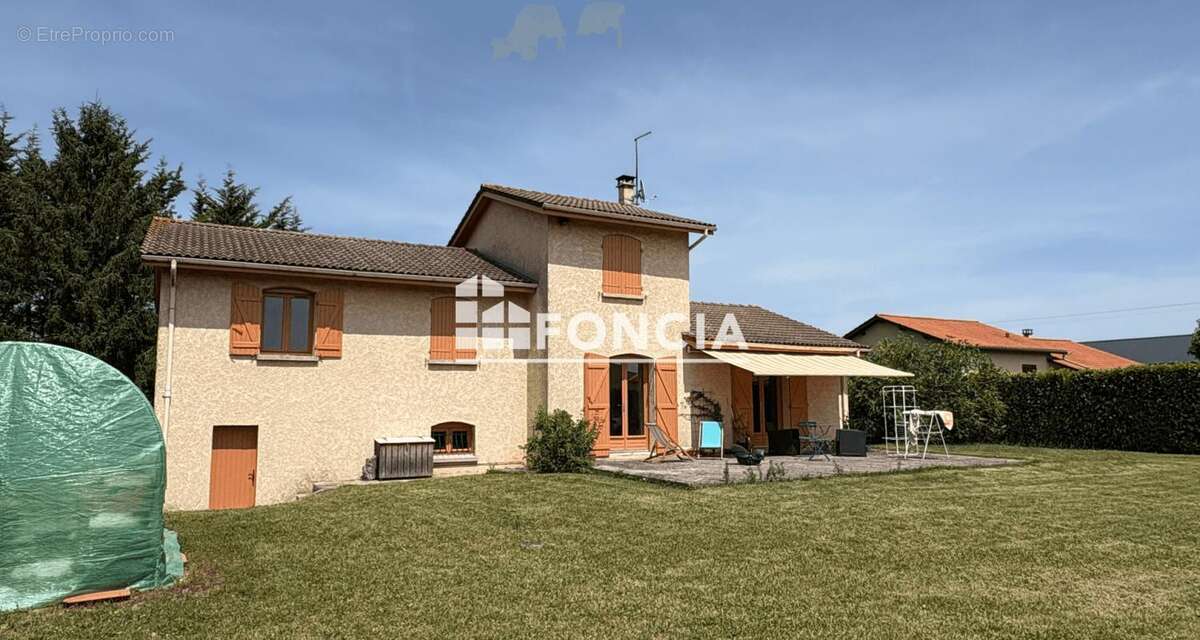 Perouges - maison 5 pieces sur un terrain de 1500 m² - photo 4