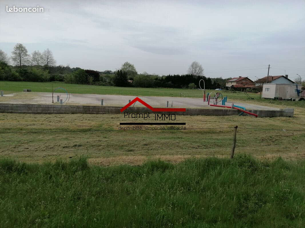 Terrain à SAINT-SEVER