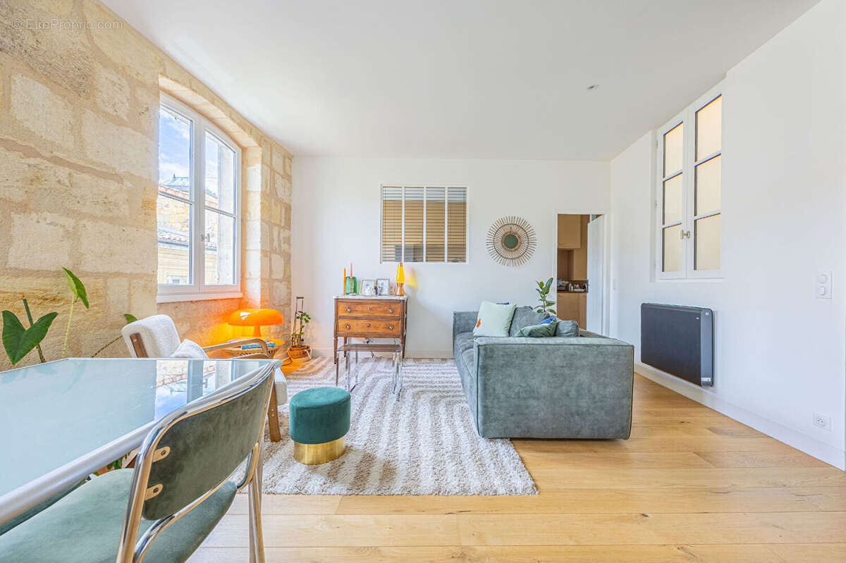 Appartement à BORDEAUX
