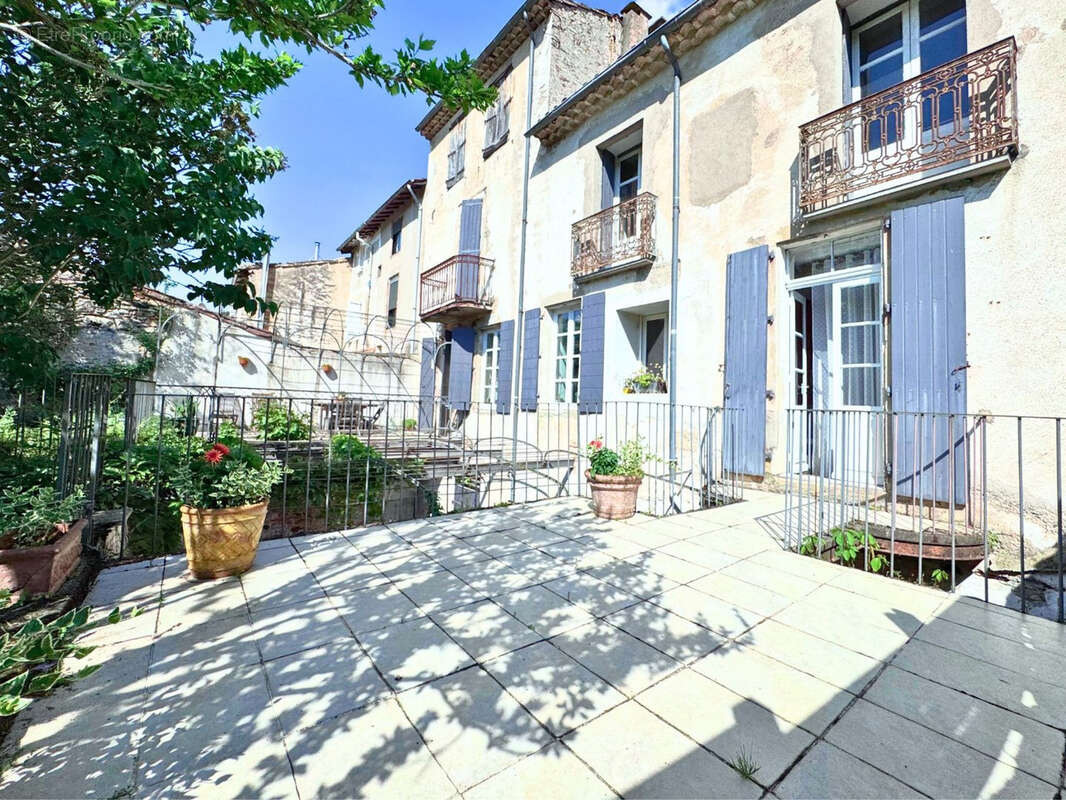 Maison à SAINT-GERVAIS-SUR-MARE