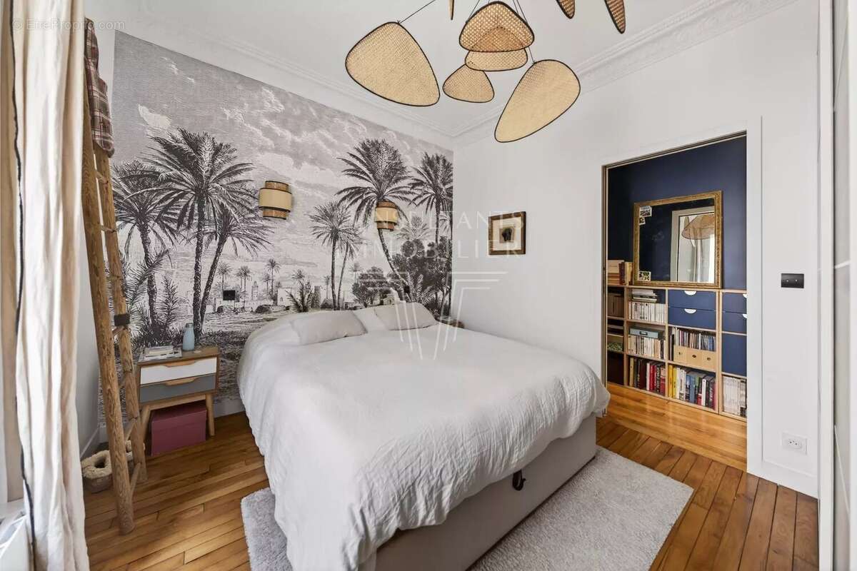 Appartement à PARIS-14E