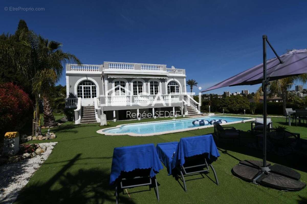 Photo 2 - Maison à ANTIBES