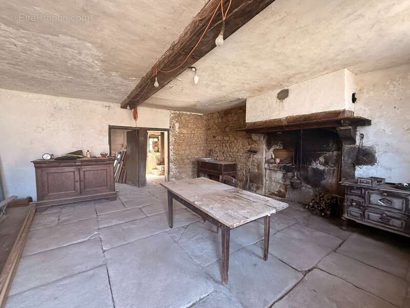 Ensemble de 2 maisons à restaurer + grange 26 500 € - photo 21