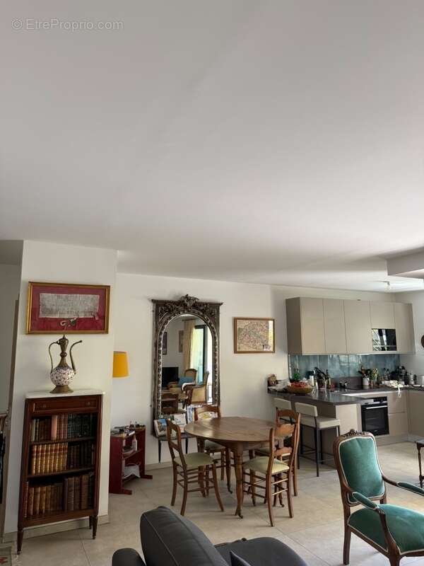 Appartement à HYERES