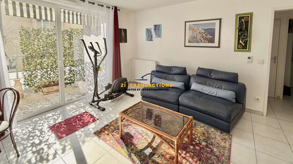 Appartement à SATHONAY-CAMP