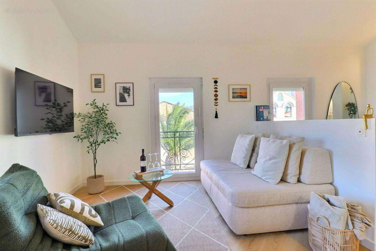 Commerce à VILLENEUVE-DE-LA-RAHO