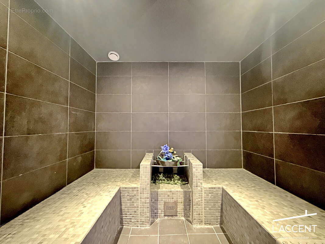 Autre à AIGUES-MORTES