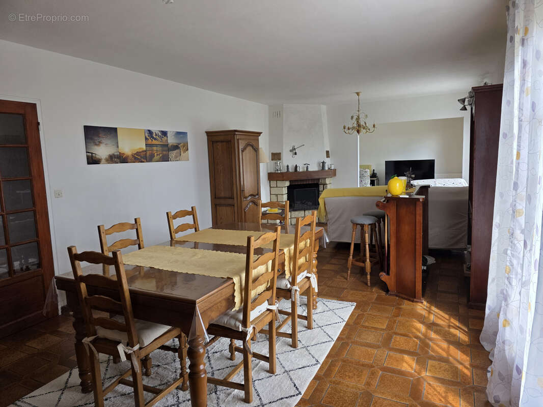 Maison à SAINT-AUBIN-ROUTOT