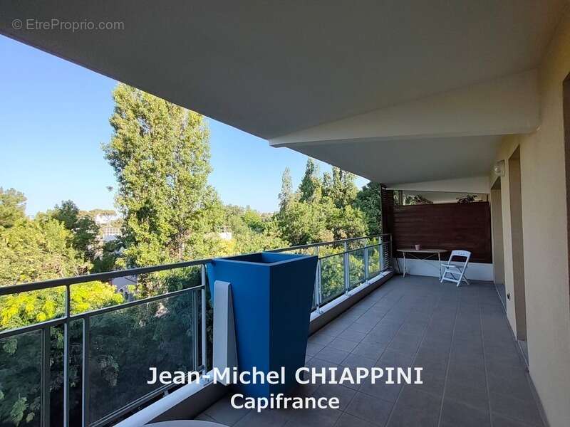 Appartement à vendre 2 pièces MARSEILLE 12EME ARRONDISSEMENT (13) - photo 2