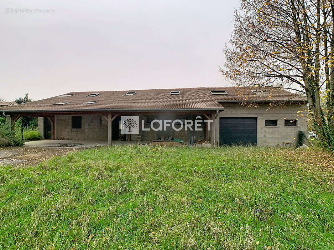 Maison à LE CHATELIER