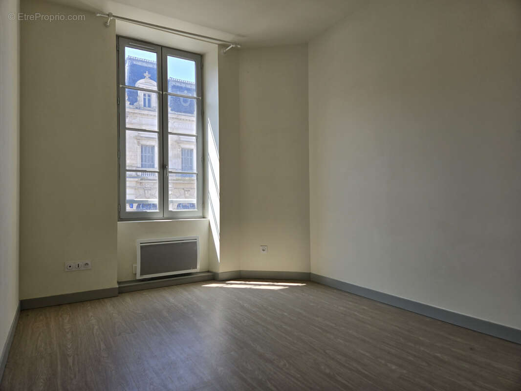 Hyper centre - duplex f4 - 95 m2 - photo 9