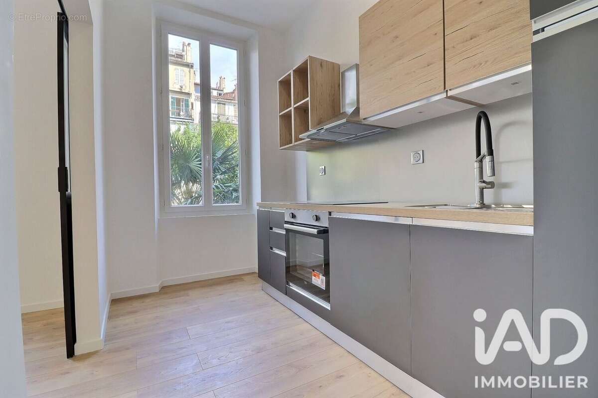 Appartement 76 m² à Marseille-1e  - photo 5