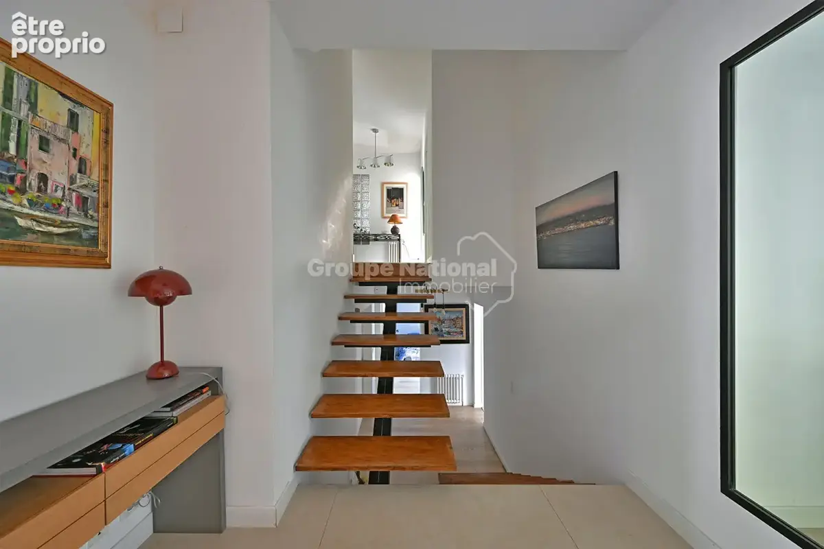 Maison P6 de 194 m² au calme absolu avec jardin sans vis-à-vis - Nîmes Castanet - photo 13