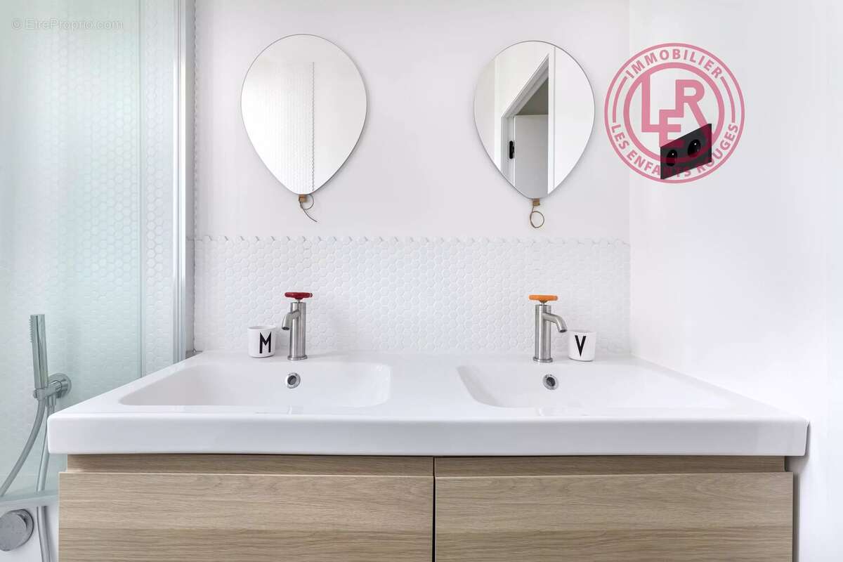 Appartement à PARIS-11E