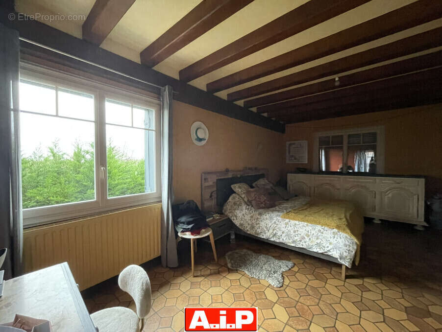 Maison à SAINT-MESMIN