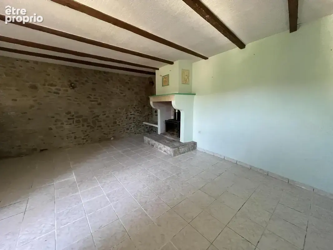 Maison 128 m² à Saint-Laurent-Du-Pape  - photo 3