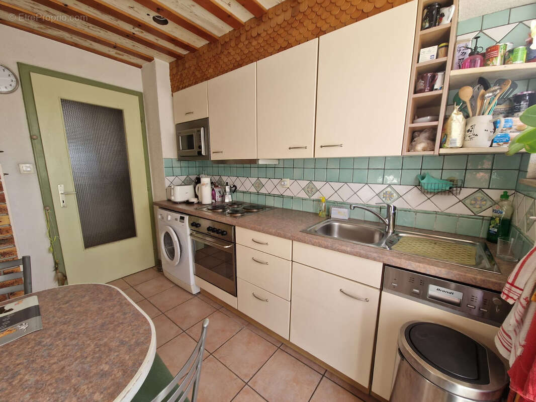 Idéal investissement   F3 avec balcons proche frontière suisse - photo 4