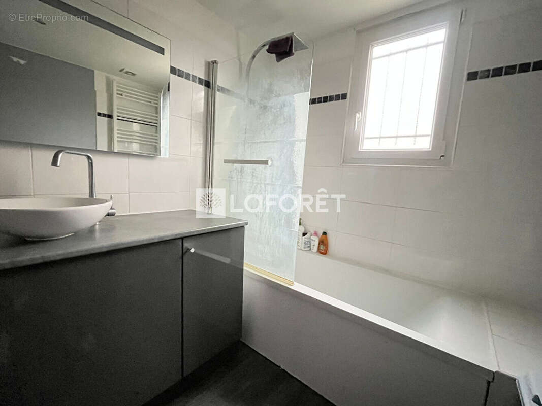 Maison à BALAGNY-SUR-THERAIN