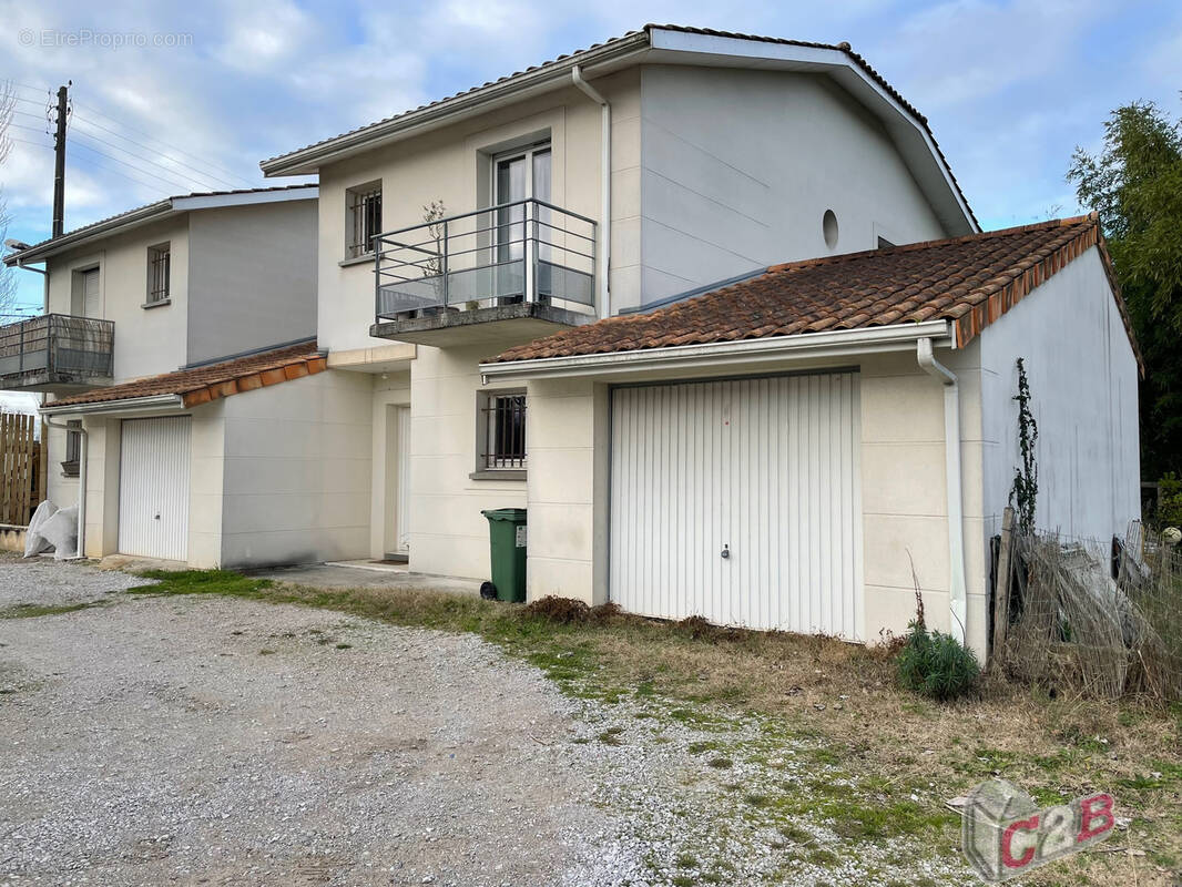 Maison à VILLENAVE-D'ORNON
