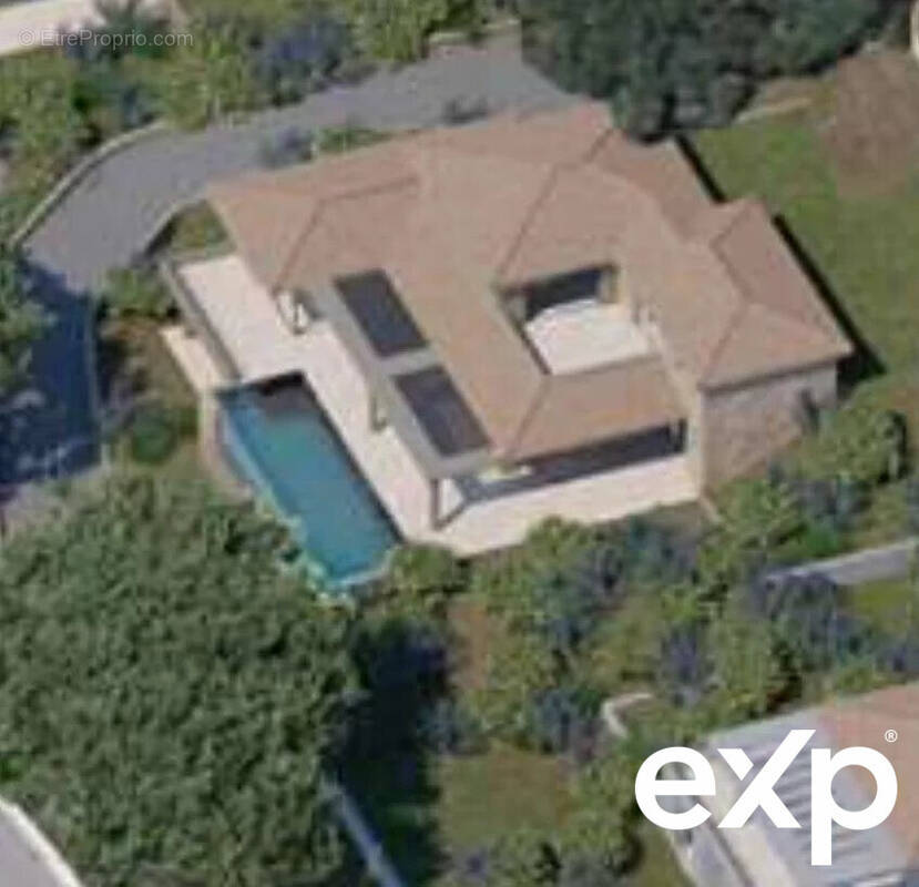 Terrain à SAINTE-MAXIME