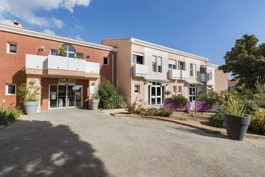 Investissement locatif  roquefort la bedoule  résidence ehpad résidence d'azur - 7,14 % de rentabilité - photo 15