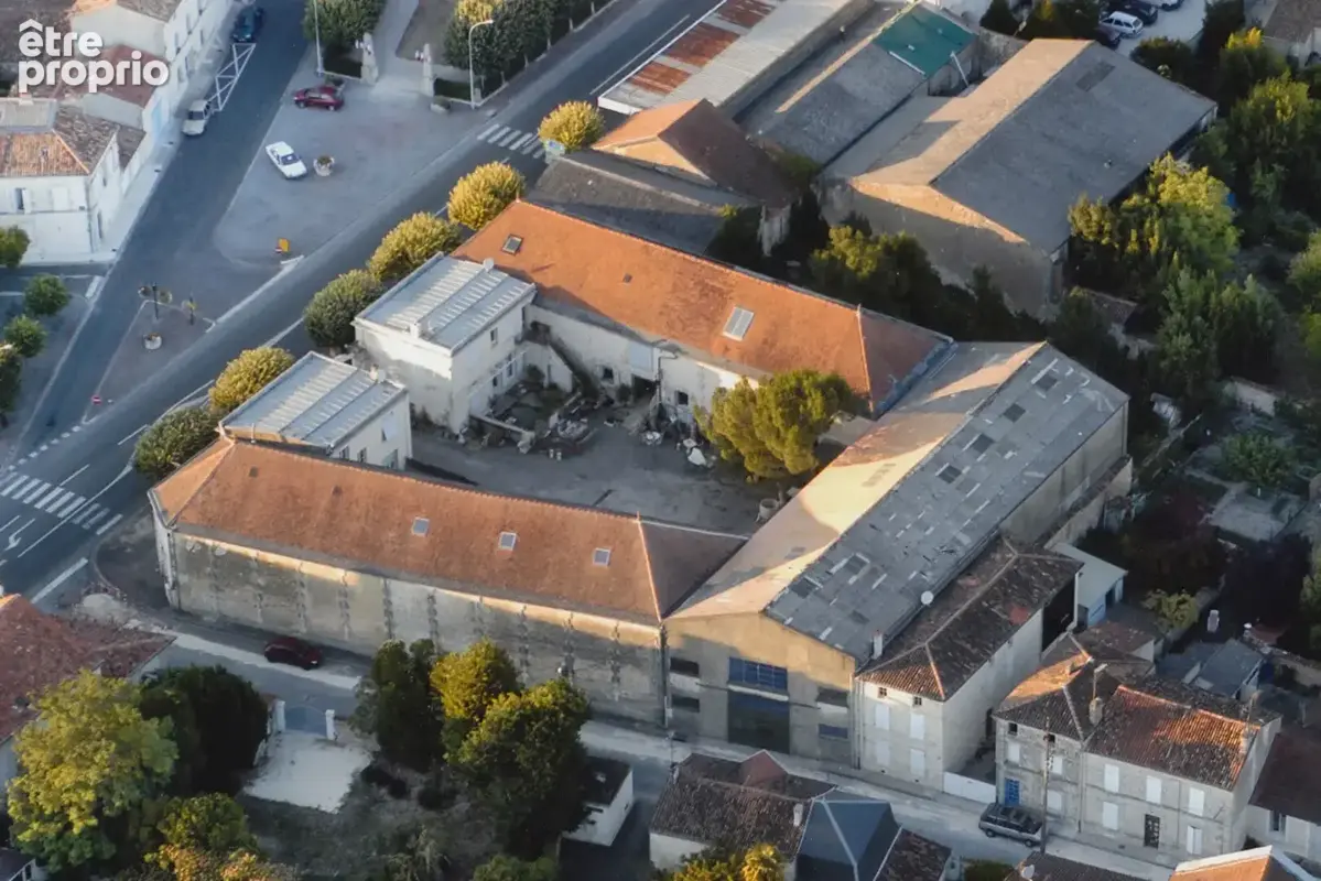 Opportunité commerciale avec 3 logements - photo 3