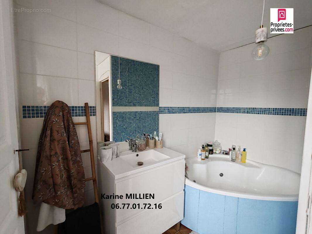 Maison à CONDE-SUR-ITON