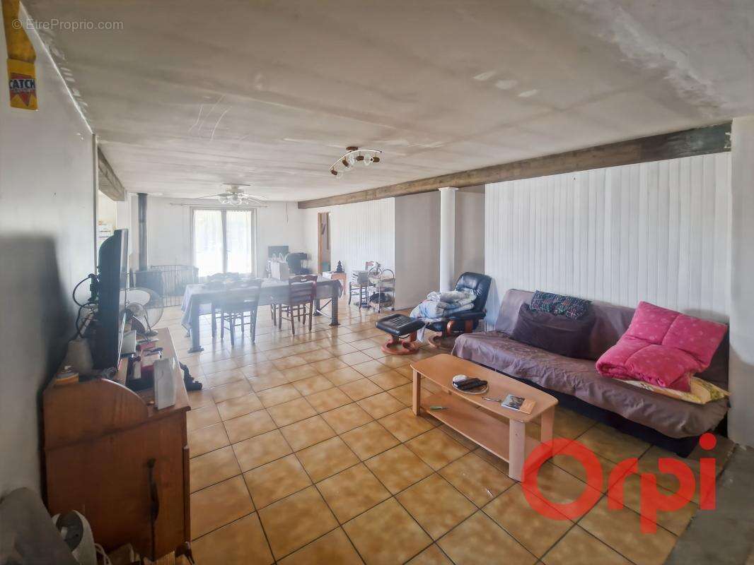 Maison à MORNAY-SUR-ALLIER